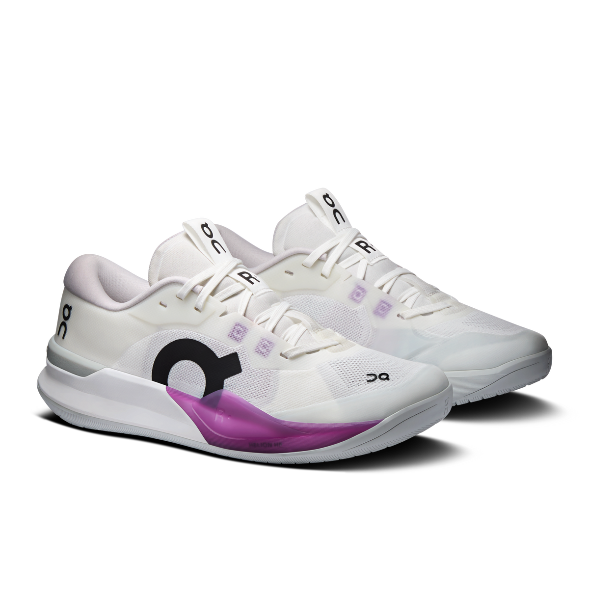 On THE ROGER Pro 3 Women's White/Muscadine