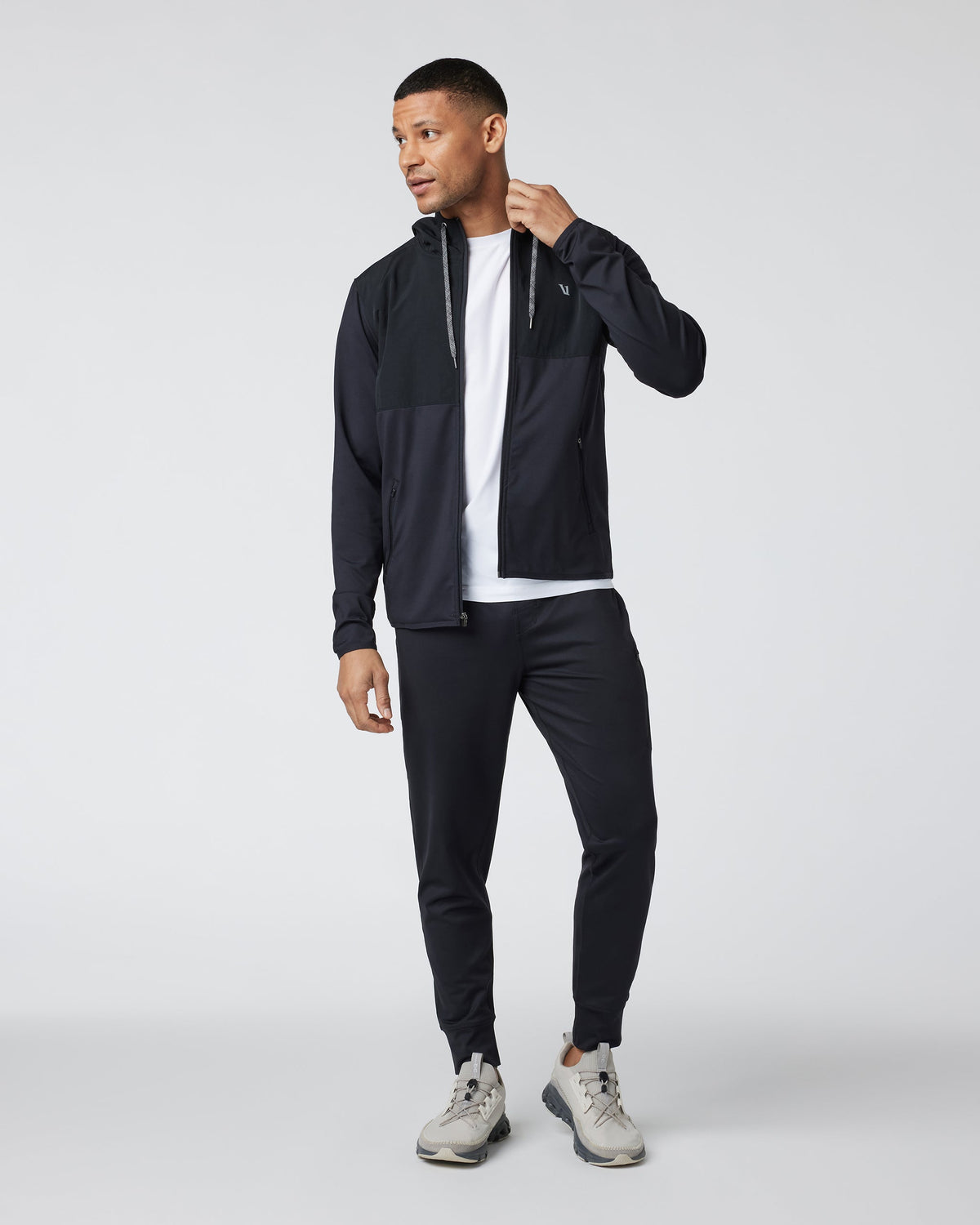Vuori Sunday Element Jacket - Black, full length alt