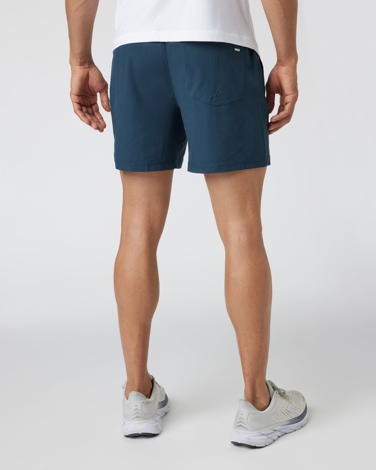 Vuori Kore Short Lined 5" - Indigo, back