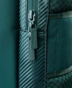 WR8056101_8_BLADE_V10_BACKPACK_Green.png.high-res