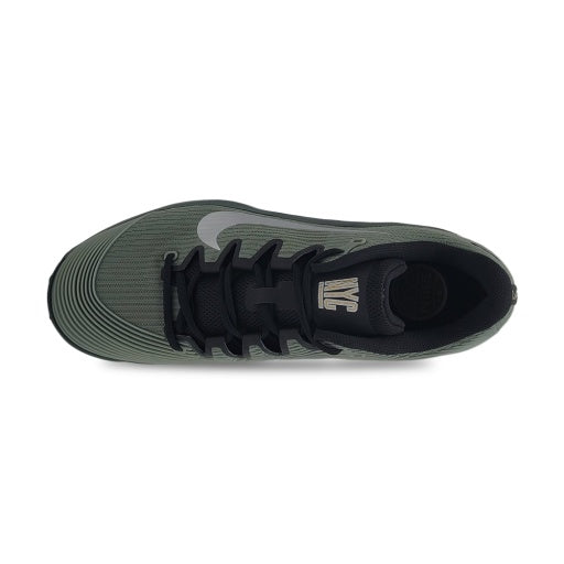 Nike Vapor 12 Premium men's tennis shoe, outsole detail